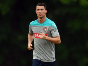 FBL-WC-2014-POR-TRAINING