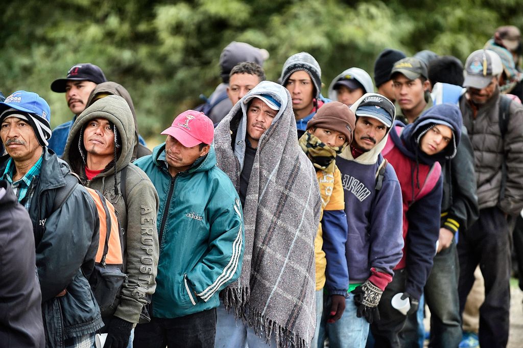 TOPSHOT-MEXICO-US-BORDER-MIGRANTS