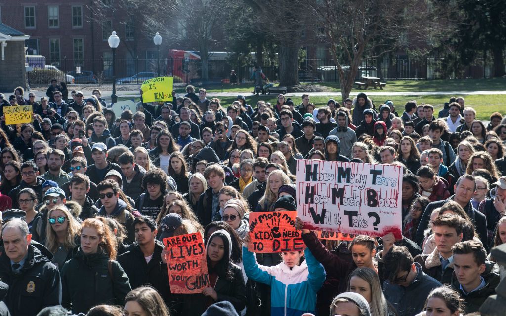 US-POLITICS-GUNS-SCHOOLS-PROTEST
