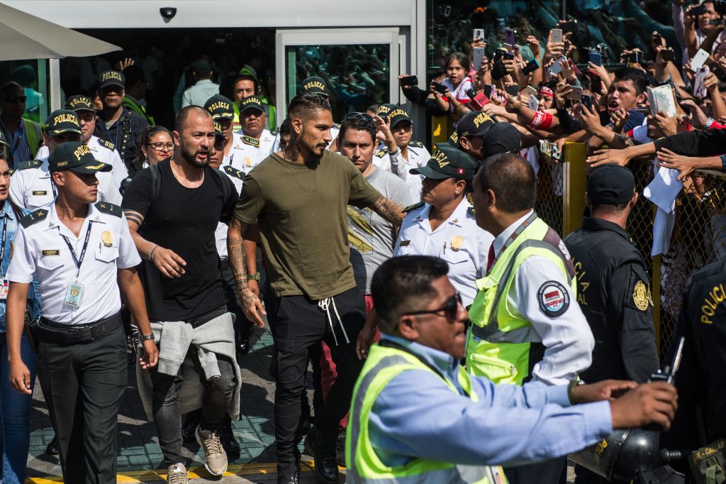 FBL-WC-2018-PER-GUERRERO-BAN