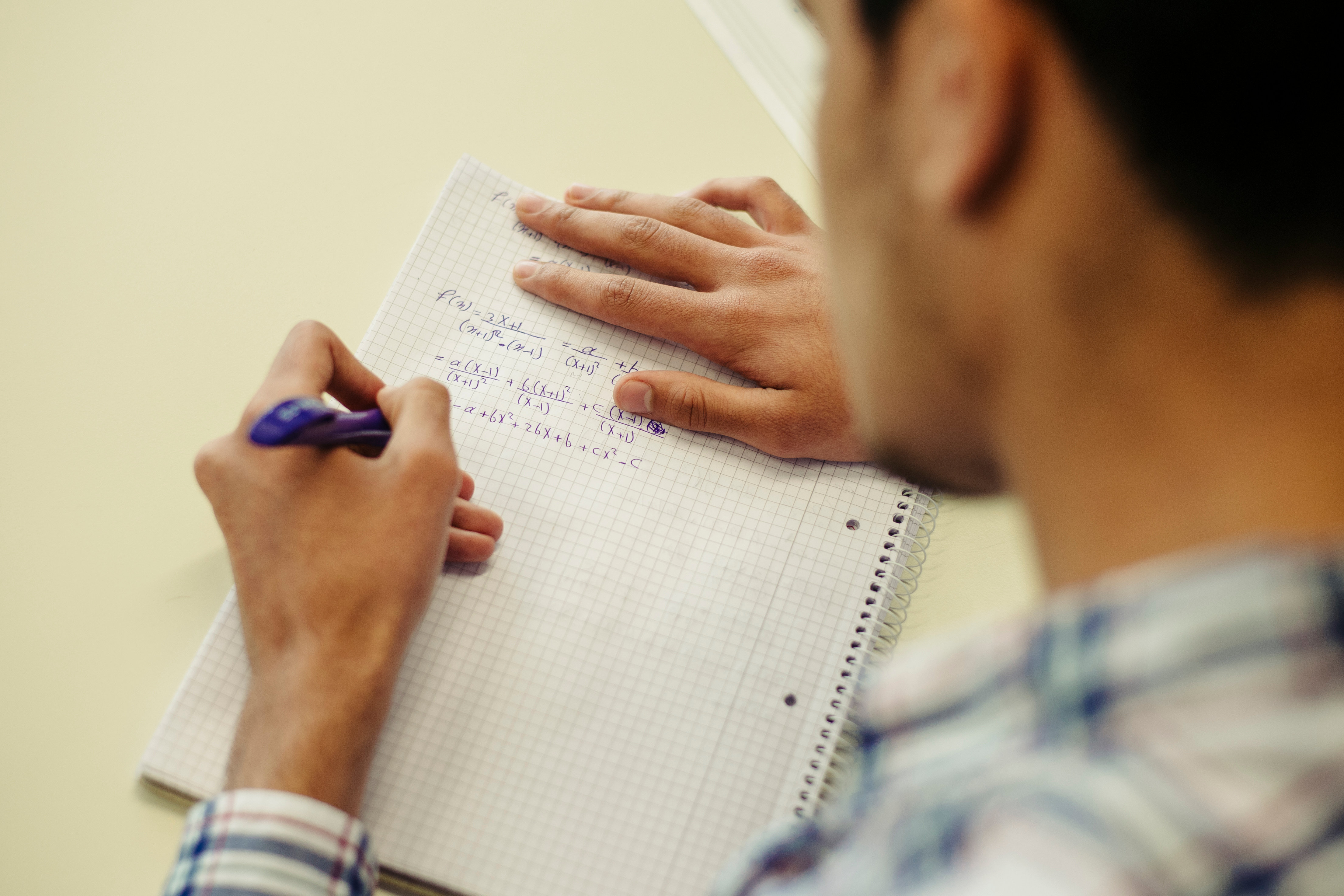 Universities prepare refugees for studies