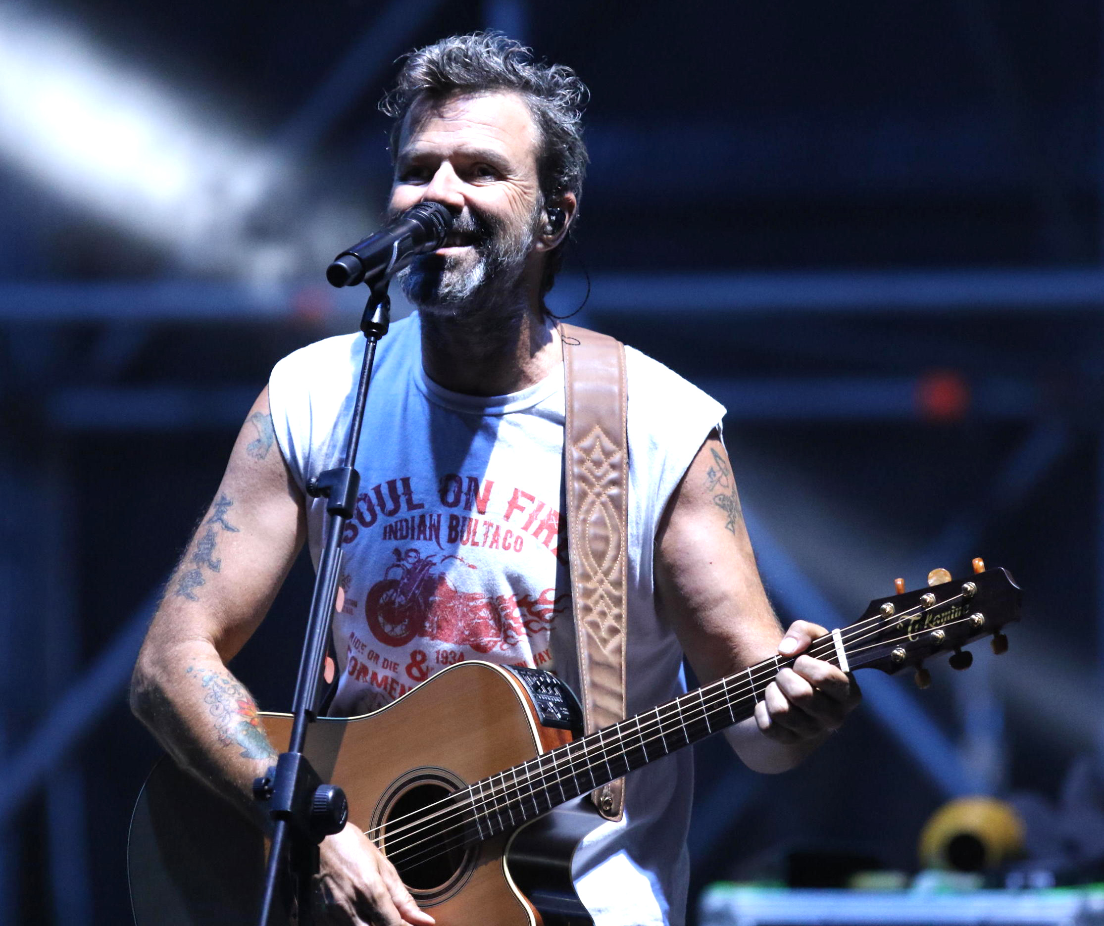 Jarabe de Palo performing live in Naples