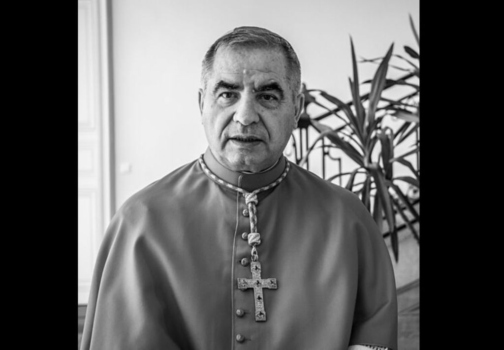 Escándalo aleja a Becciu del cónclave