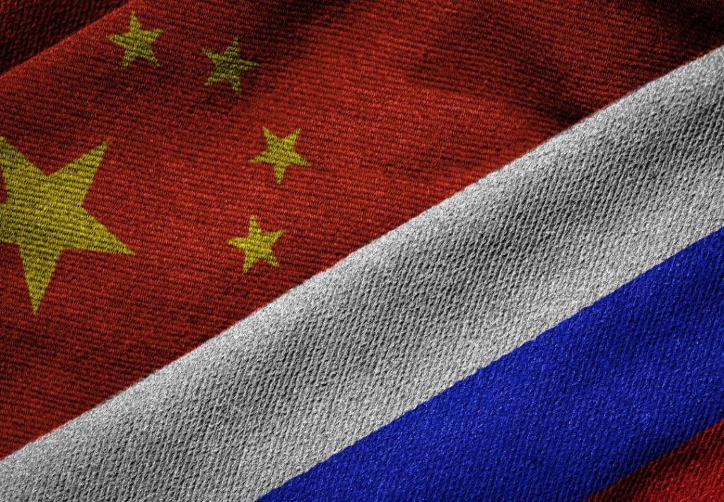 Xi y Putin refuerzan su alianza en Moscú