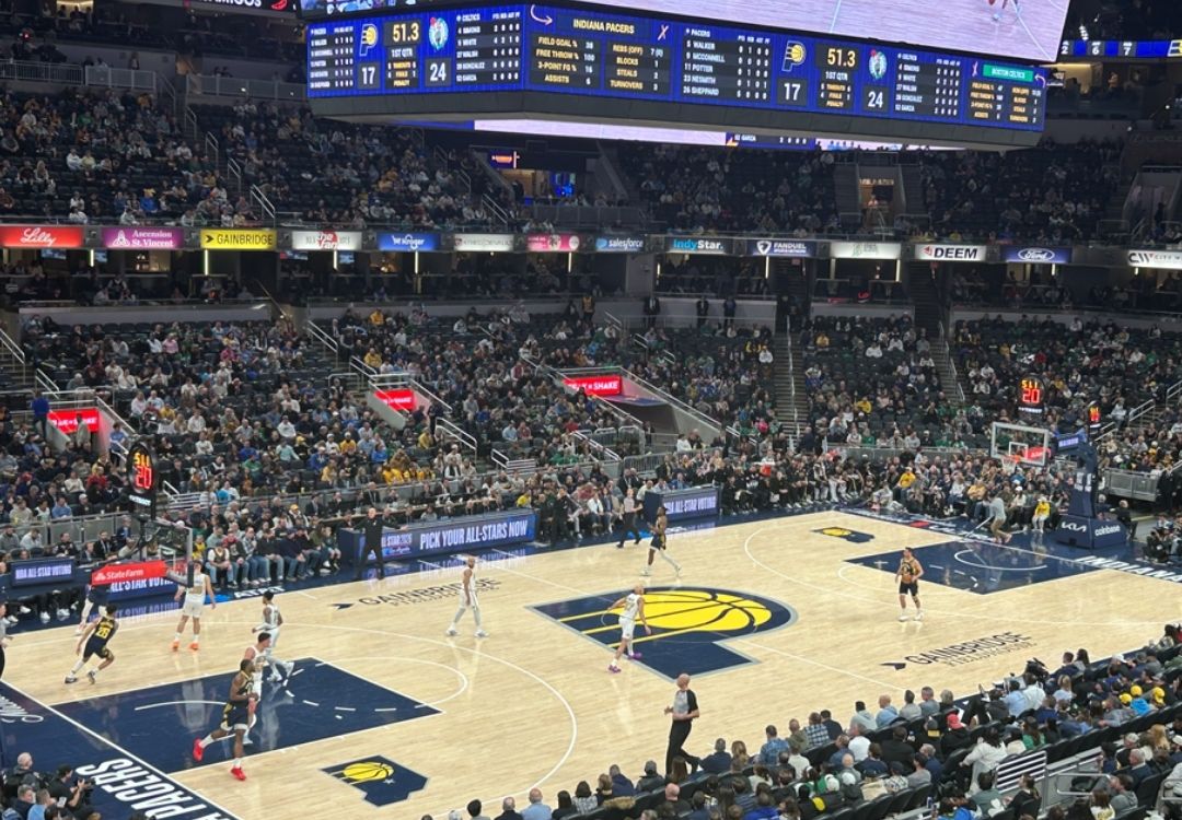 Los Pacers reaccionan tarde y caen ante Raptors en casa