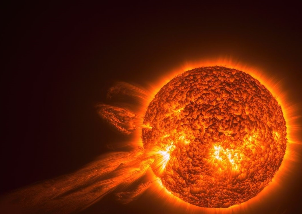 Tormenta solar histórica provoca auroras y alertas globales